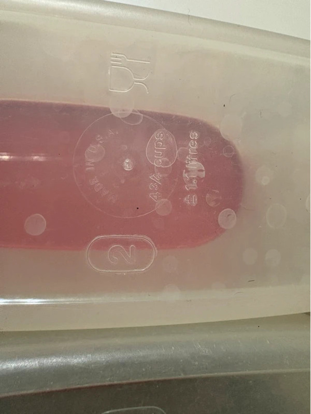Three piece Tupperware set - Picture 4 of 5